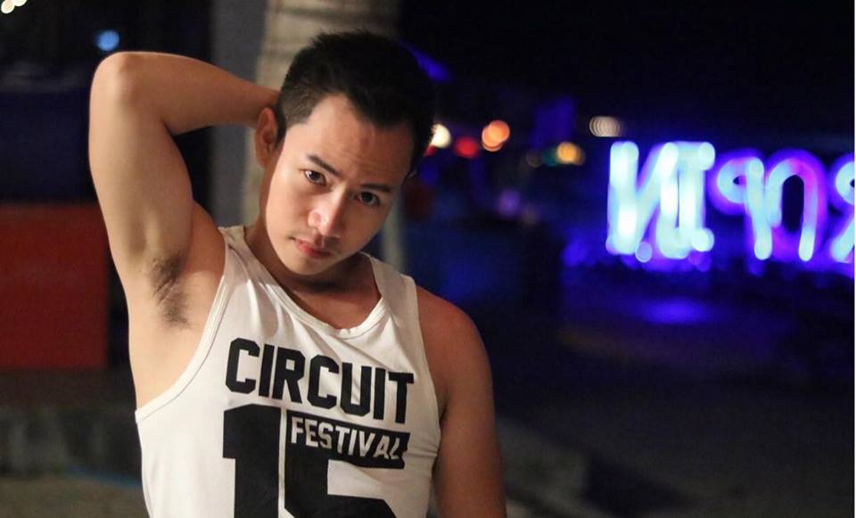 หนุ่มตี๋หล่อบ้านๆ แสบทรวง 006