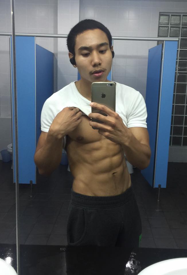 หนุ่มเข้มหล่อบ้านๆ แสบทรวง 030