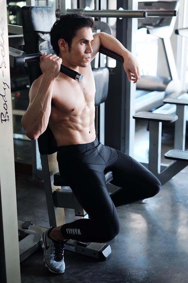 หนุ่มเข้มหล่อบ้านๆ แสบทรวง 031