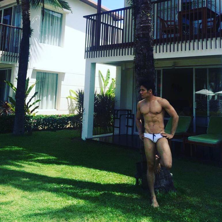 หนุ่มเข้มหล่อบ้านๆ แสบทรวง 031