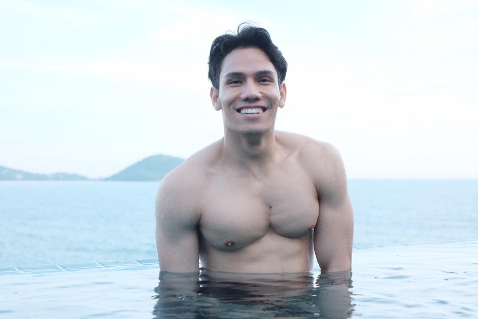 หนุ่มเข้มหล่อบ้านๆ แสบทรวง 031