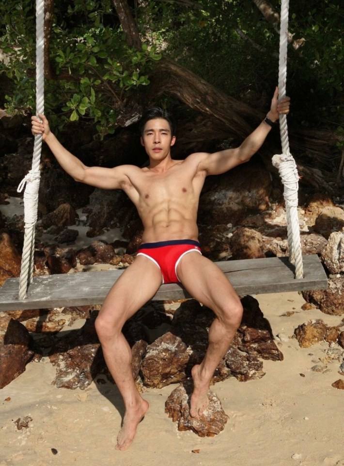อาทิตย์สุขสันต์ 2