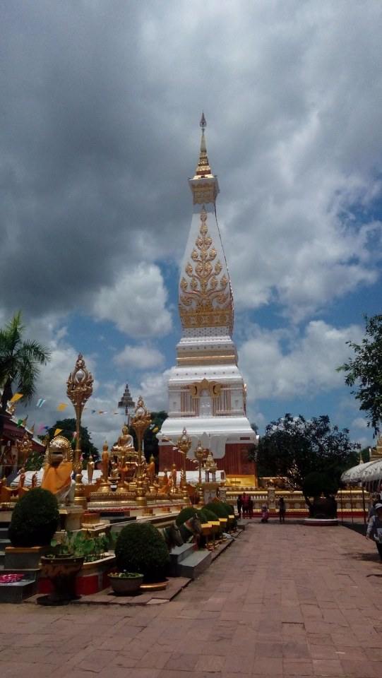 ไหว้พระธาตุพนม
