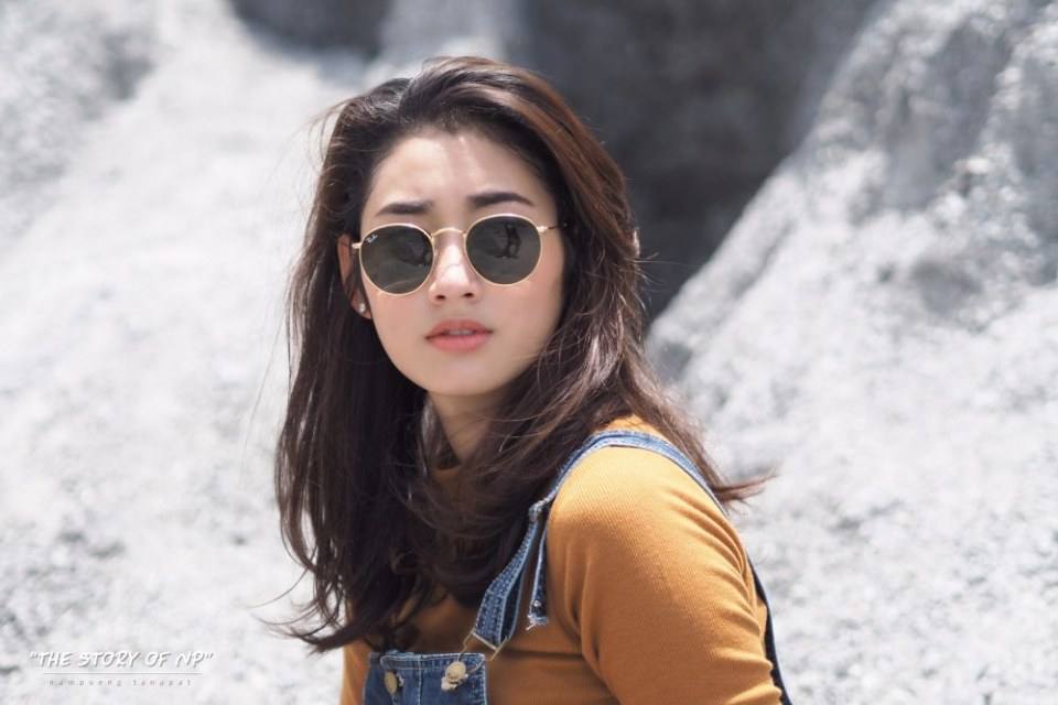 น้ำผึ้ง ธนภัทร สาวน้อยเสียงใส แห่งรั้วจุฬาฯ