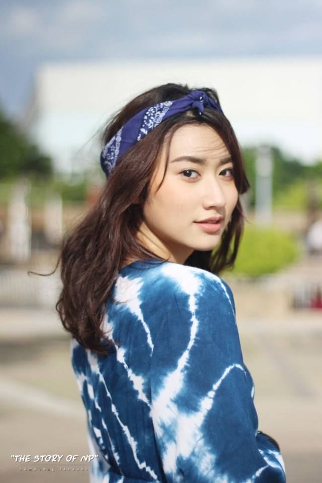 น้ำผึ้ง ธนภัทร สาวน้อยเสียงใส แห่งรั้วจุฬาฯ