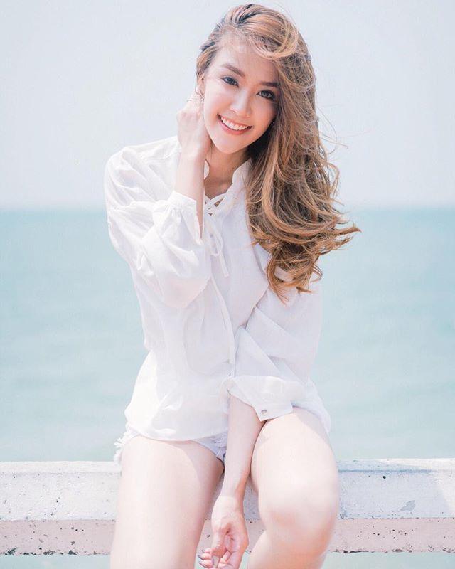 ตู้วหูววว!! กิ๊ก กรกมล กับลุคเซ็กซี่เล็กๆ แต่ทำให้หวั่นไหวได้