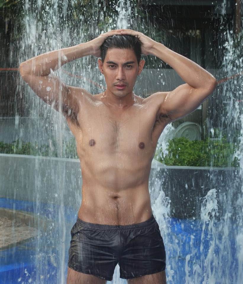 เห็นนม อยากอมๆดูดๆ
