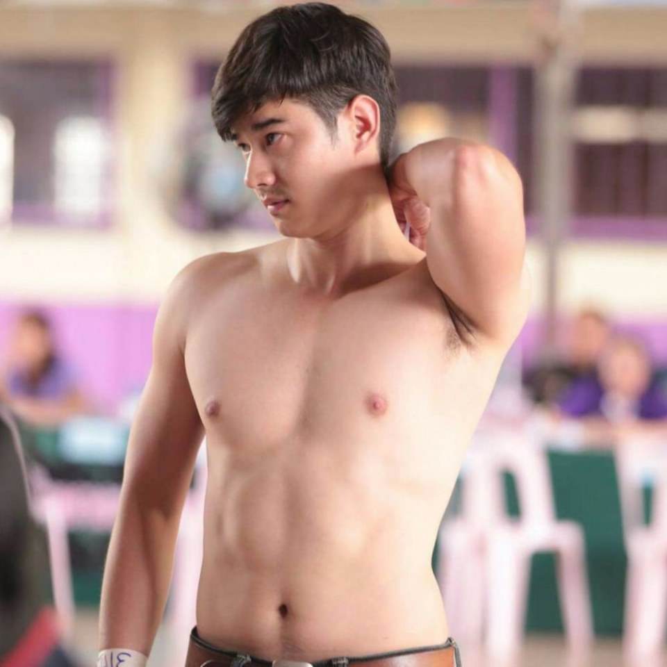 เห็นนม อยากอมๆดูดๆ