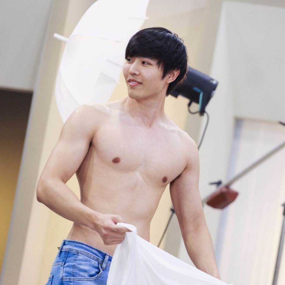เห็นนม อยากอมแล้วยิ้ม