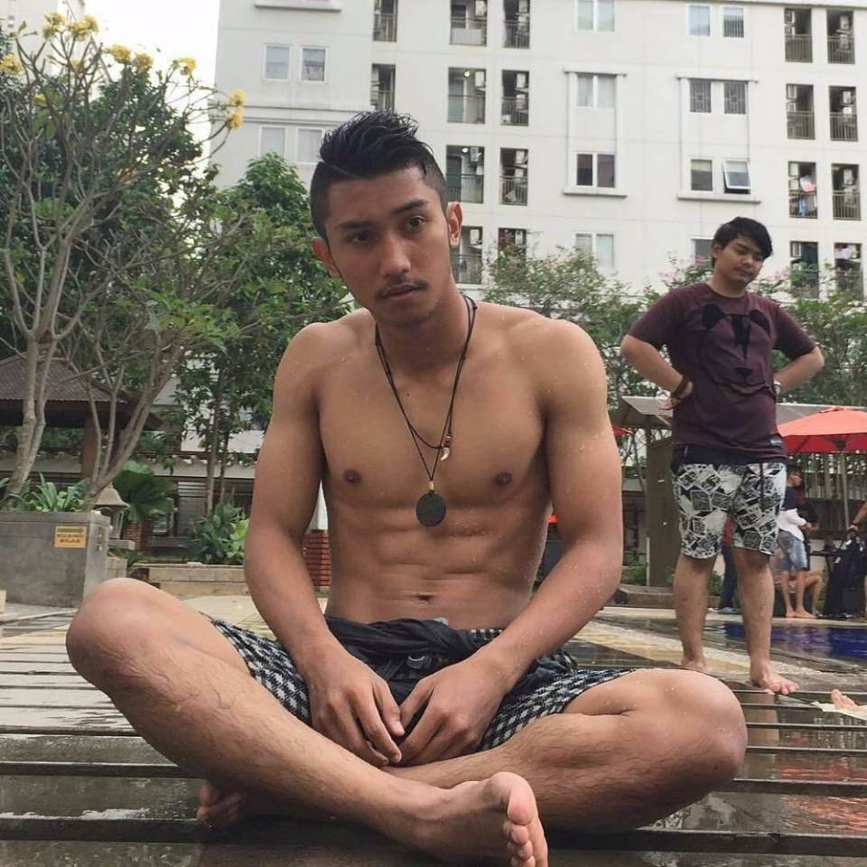 เห็นนม อยากอมแล้วยิ้ม