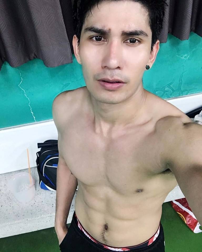 เห็นนม อยากอมแล้วยิ้ม