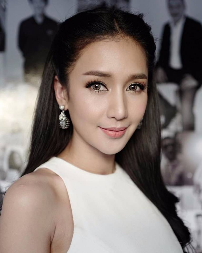 เนย โชติกา/หม่อมหลวงมารตี