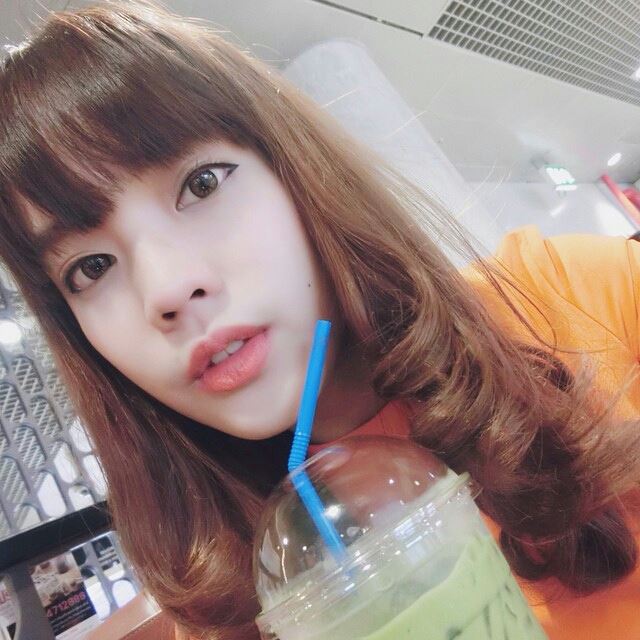 จิน ปภาวี โชติประทุมเวช หรือ ผึ้ง