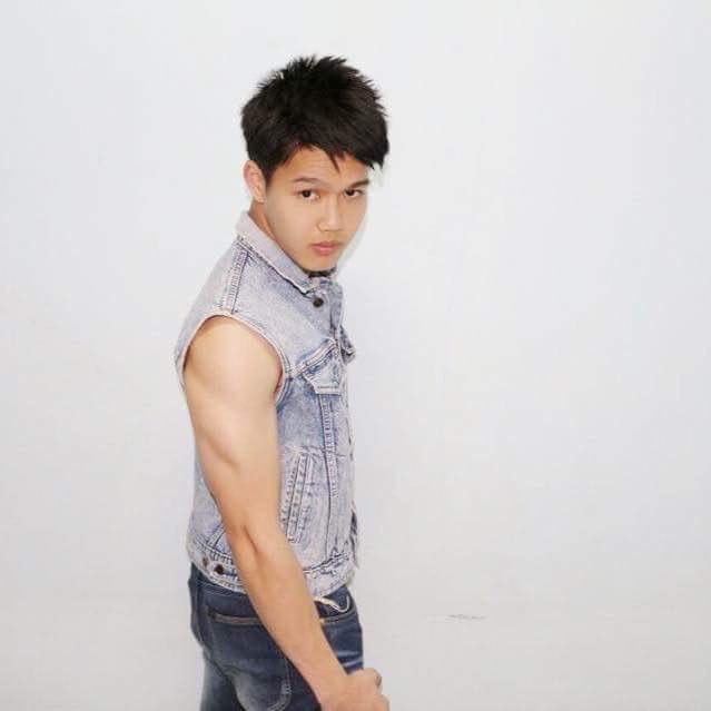ยิ่งโตยิ่งล่ำ