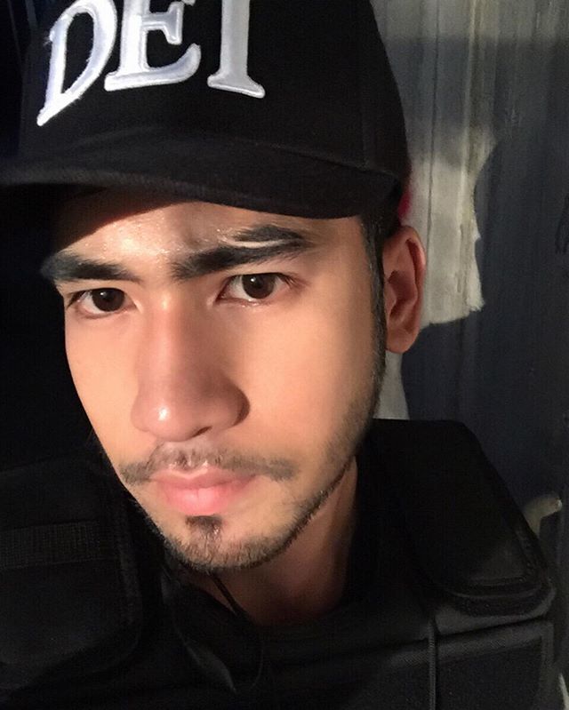 ต้น ศักราช หนุ่มหล่อมาดเซอร์หน้าคล้ายโป๊ป ธนวรรธน์ !!