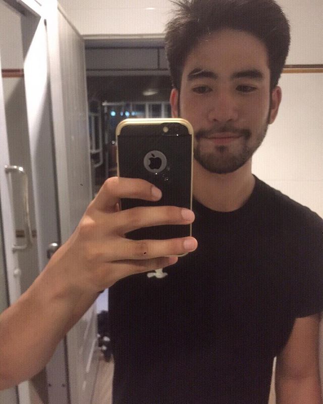 ต้น ศักราช หนุ่มหล่อมาดเซอร์หน้าคล้ายโป๊ป ธนวรรธน์ !!