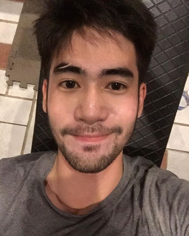 ต้น ศักราช หนุ่มหล่อมาดเซอร์หน้าคล้ายโป๊ป ธนวรรธน์ !!