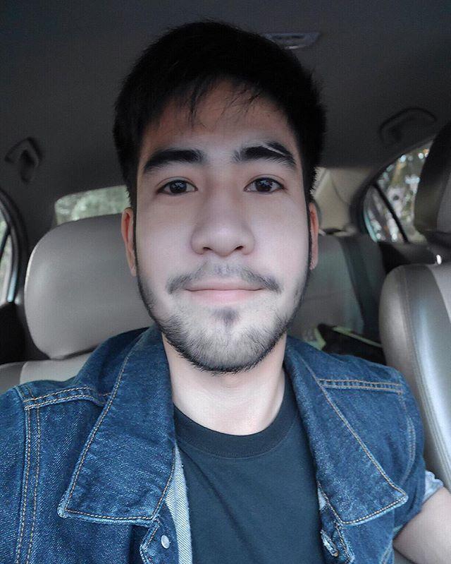 ต้น ศักราช หนุ่มหล่อมาดเซอร์หน้าคล้ายโป๊ป ธนวรรธน์ !!