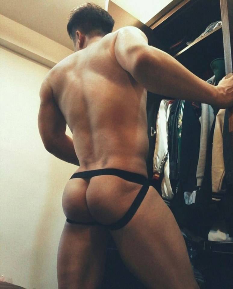 hot male 193 (18+)