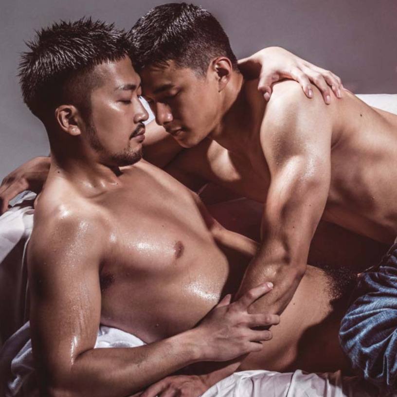 hot male 193 (18+)