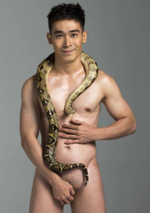 hot male 193 (18+)