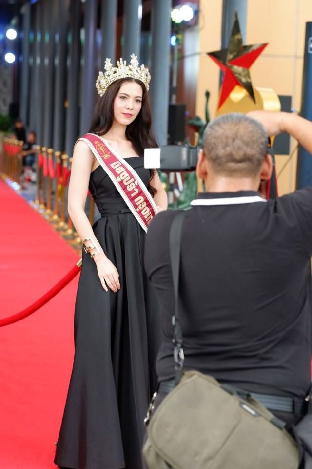 นำทีมโดย คุณเฟร ปฤษฏี พงศ์วรภาส