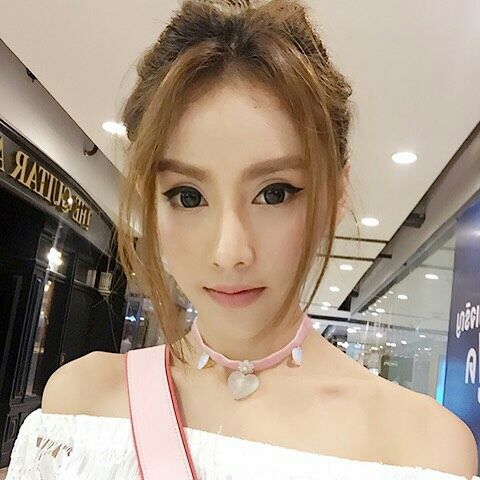 แพร วรพร=รสา(ลูกไม้ไกลต้น)2543