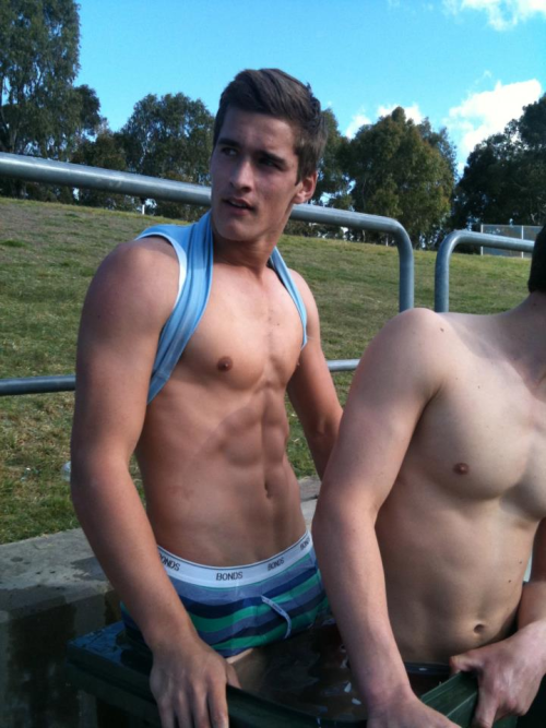 male body 080