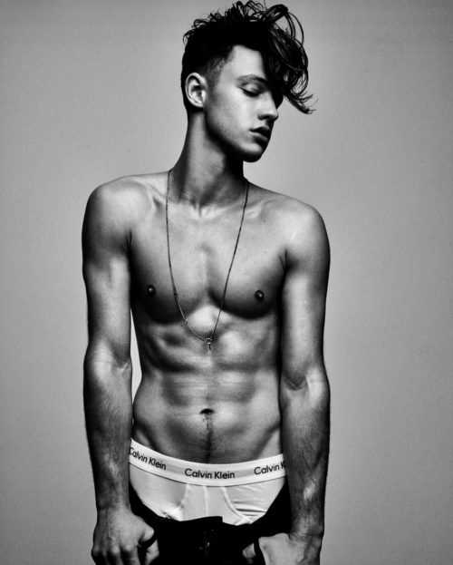 male body 080