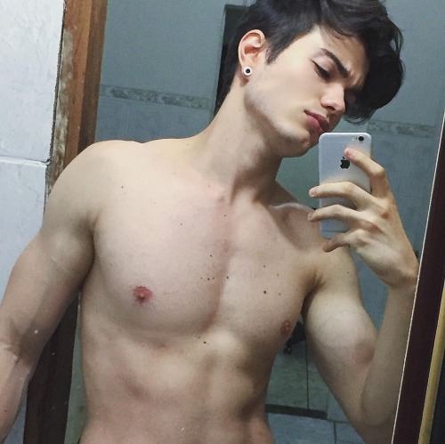 male body 080