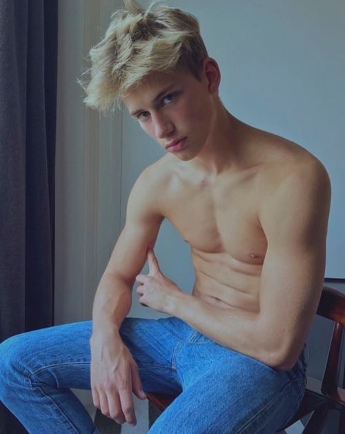 male body 080