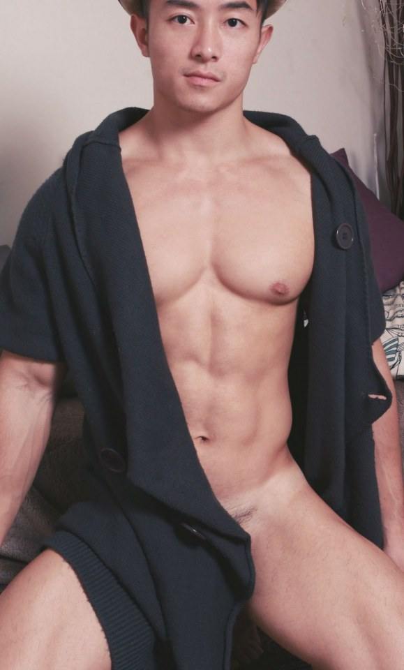 hot male 199 (18+)