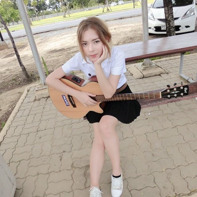 20ดารากับเครื่องดนตรีคู่ใจคนใหนโดนใจคุณ