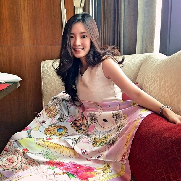 20ดารากับผ้าคลุมเก๋ๆๆคนใหนโดนใจคุณ(อัพเดท)