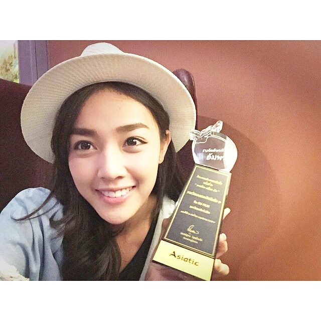 #20ดารากับ"ถ้วยรางวัล"ที่ได้ในวงการบันเทิง