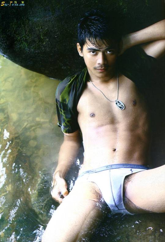 hot male 201 (18+)