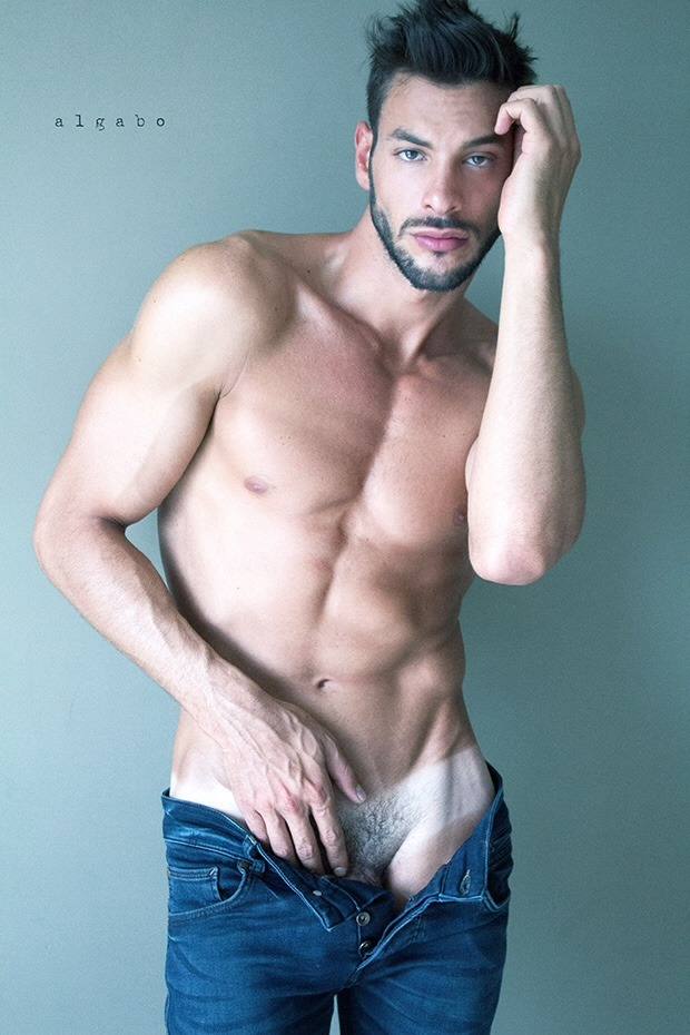 hot male 201 (18+)