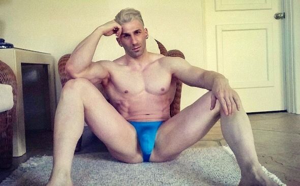 hot male 201 (18+)