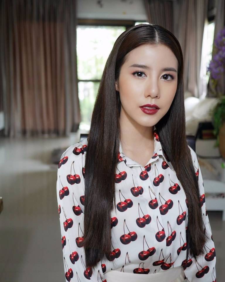 20ดาราในลุค" ผมตรง"คนไหนโดนใจคุณ