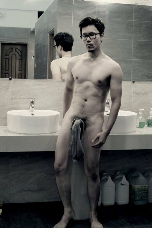 hot male 203 (18+)