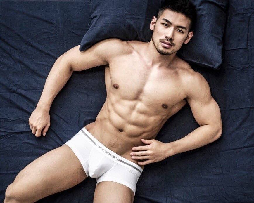 Hot guy in underwear 272