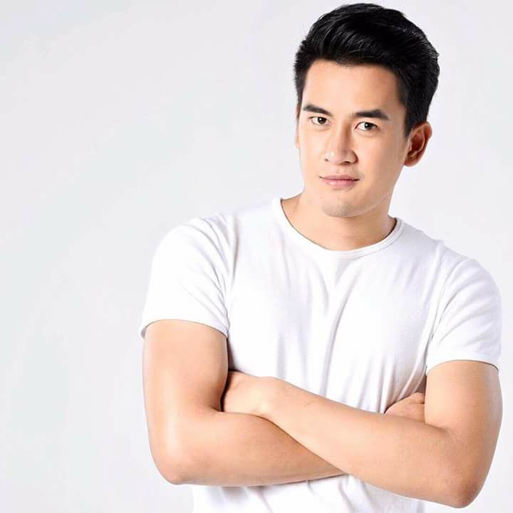 นัท- ณัฐพงษ์ มีสมบูรณ์ Mister supranational Chon Buri