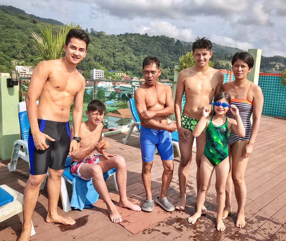 นัท- ณัฐพงษ์ มีสมบูรณ์ Mister supranational Chon Buri