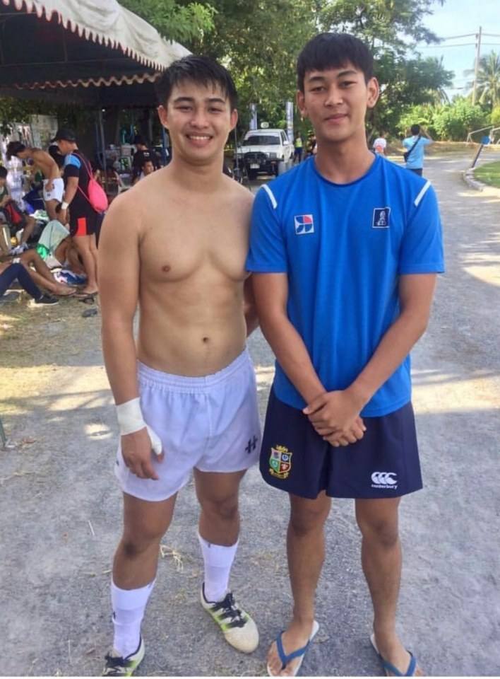 อยากกอดแล้วถอดเล่น
