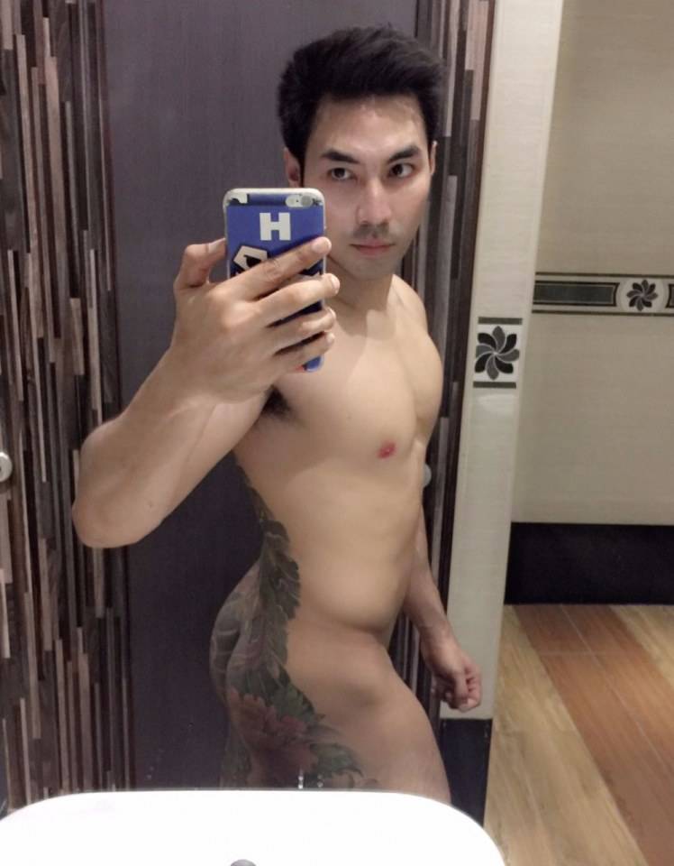 อยากกอดแล้วถอดเล่น