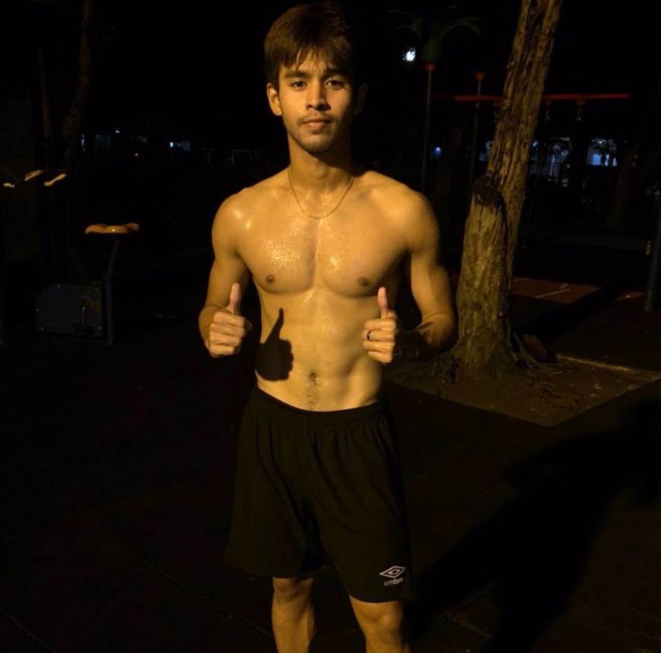 อยากเลีย