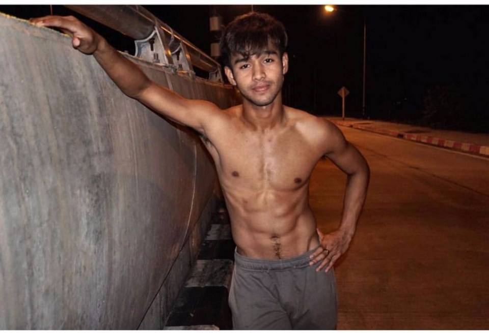 อยากเลีย