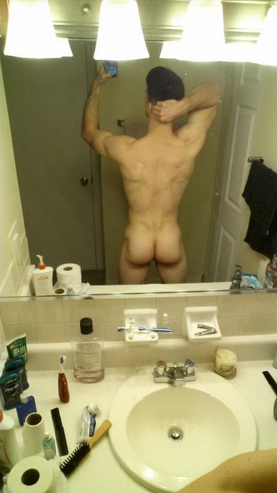 hot male 205 (18+)