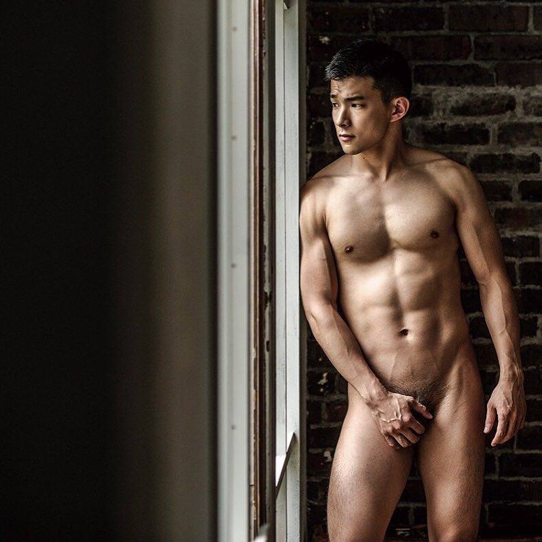 hot male 205 (18+)