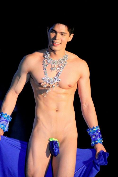 hot male 205 (18+)